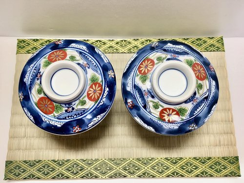 Japanese Ceramic Chawan-mushi Cups with Lid and Spoon D3.7 x H3.74 Inches, 7.1 Fl. Oz. Mino Ware Somenishiki Koimari, Set of 2 M6591 from Japan