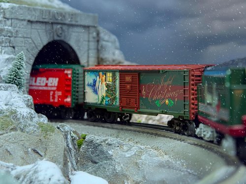 Lionel O Gauge Model Train Boxcar - 2025 Christmas Music Edition | Festive Design & Detail
