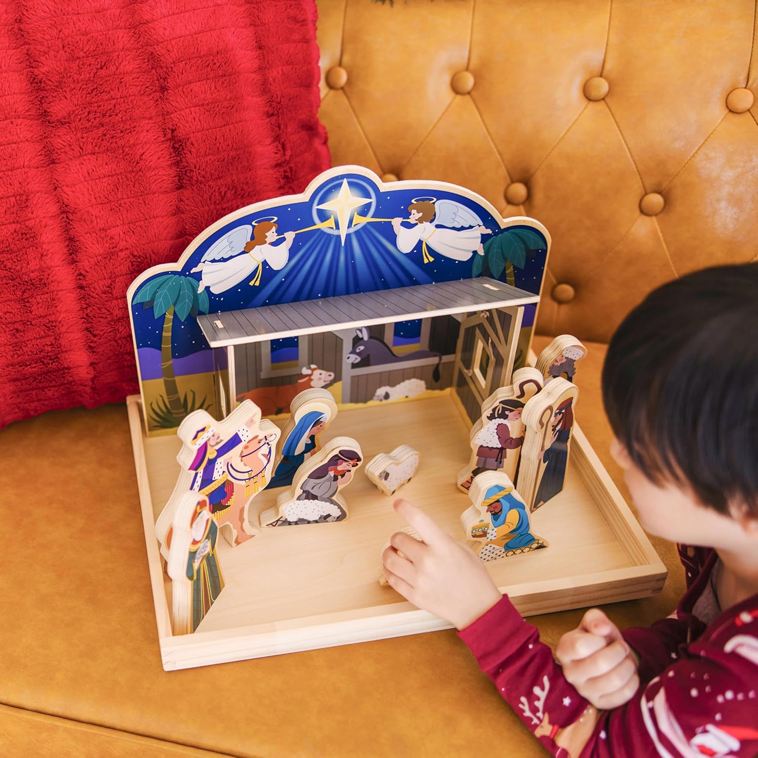 Melissa & Doug Classic Wooden Nativity Set - 11 Figures with 4-Piece Stable for Holiday Decor