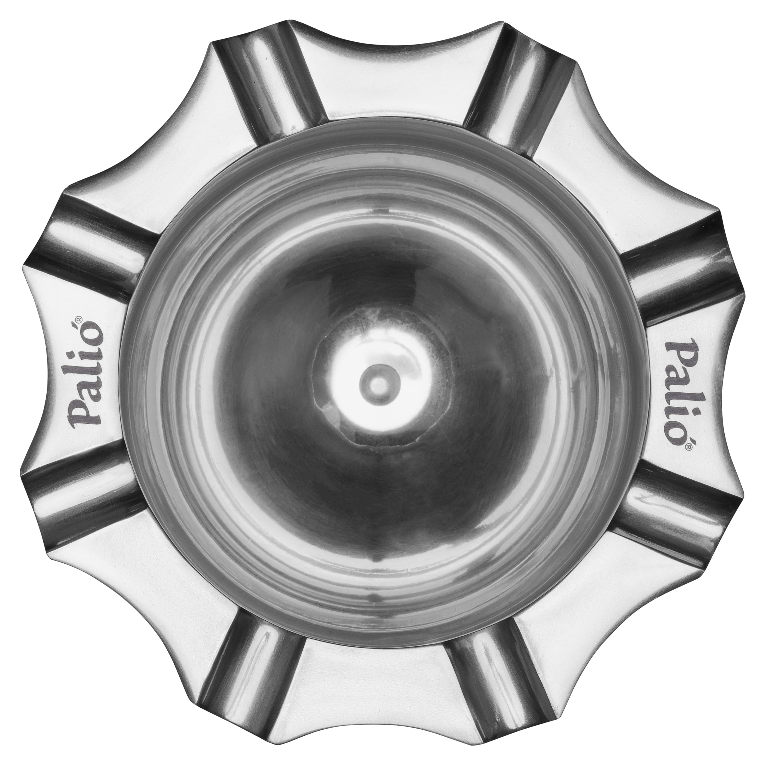 Palió® Tazza ashtray combines functionality with aesthetics, providing a stylish solution for cigar enthusiasts who enjoy sharing their smoking experience with others. (Stainless Steel)