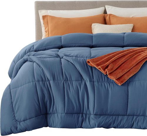 Bedsure Comforter Duvet Insert - Quilted King Size All-Season Down Alternative Bedding, Dark Slate Blue 90 x 102 Inches