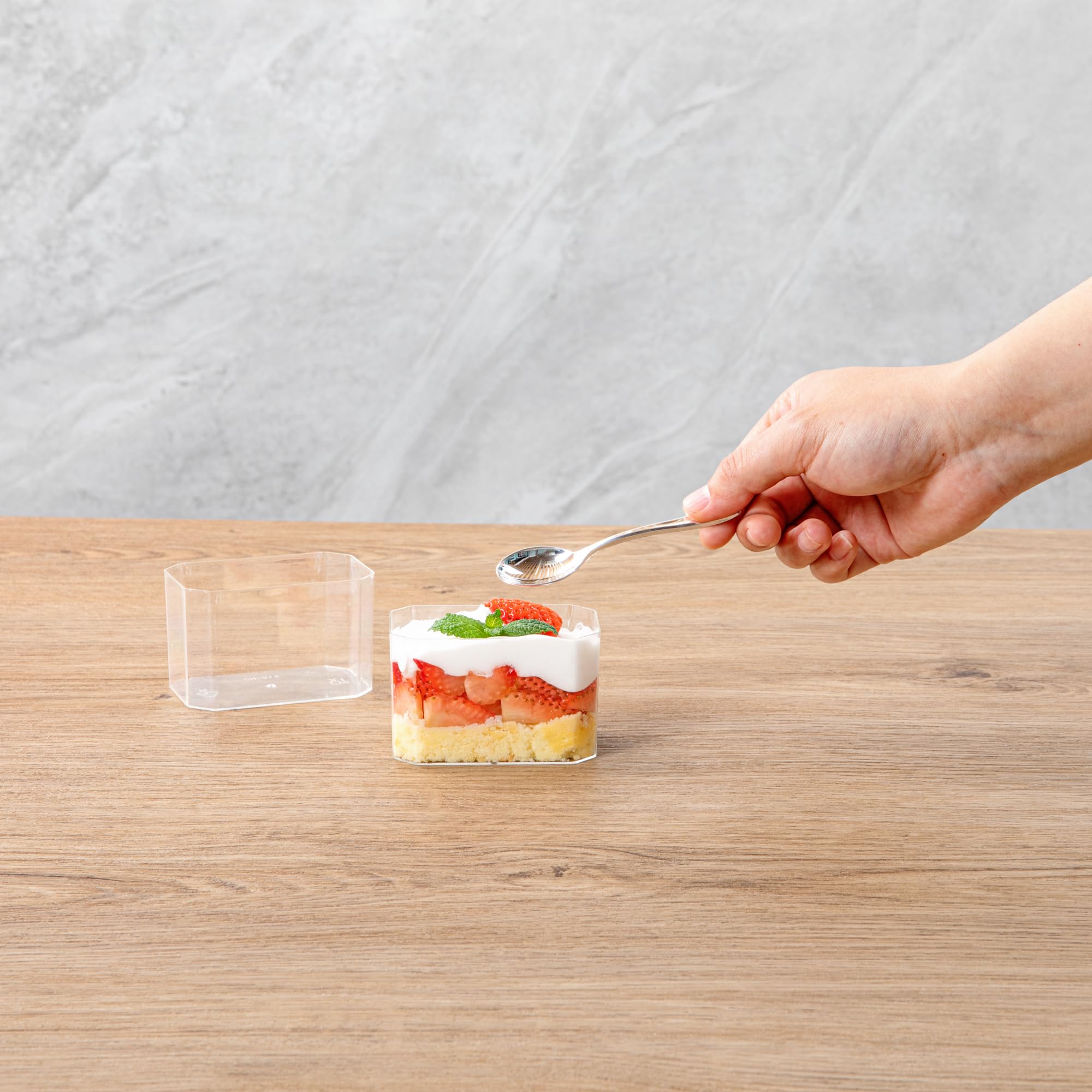 Restaurantware Mini Serve 3.4 Ounce Plastic Dessert Cups, 100 Disposable Round Serving Cups - Lids Sold Separately, Stackable, Clear Plastic Parfait Cup, Durable, For Ice Cream, Gelato, And Sorbet