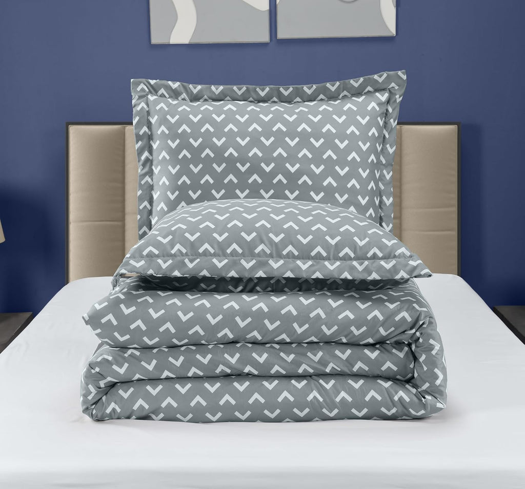Utopia Bedding Queen Comforter Set - 3 Piece Arrow Print | Soft Down Alternative, White (88 x 88 in)