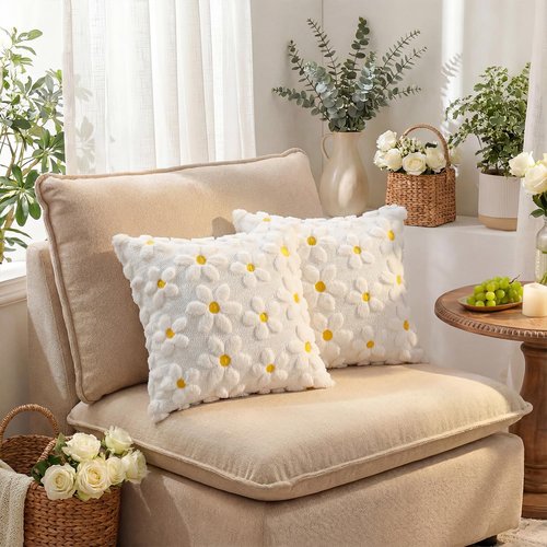 AVOIN colorlife Spring Summer Cream White Daisy Throw Pillow Covers Set of 2, 18 x 18 Inch Seasonal Flora Farmhouse Decor Flower Soft Plush Faux Fur Jacquard Cushion Case for Home Sofa