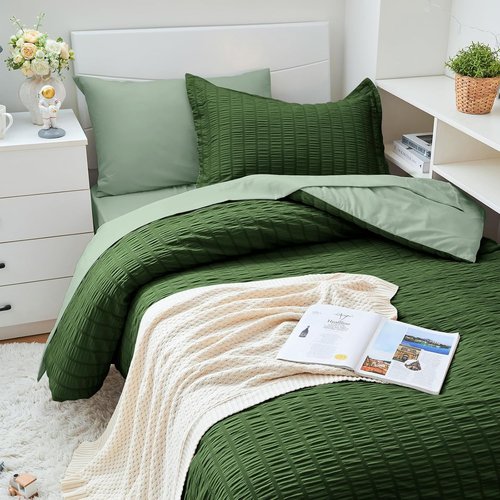 HYMOKEGE Twin XL Comforter Set - All-Season Luxury 5-Piece Bedding in Dark Green/Sage Green