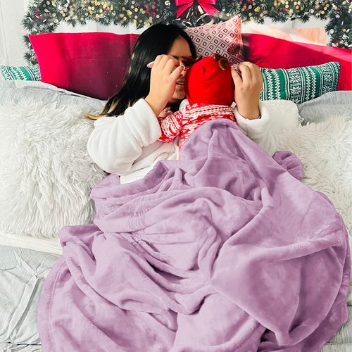 Bedsure GentleSoft Fleece Throw Blanket - XL Light Purple Plush & Cozy 300GSM for Bed, Sofa, Travel | 50x70 Inches
