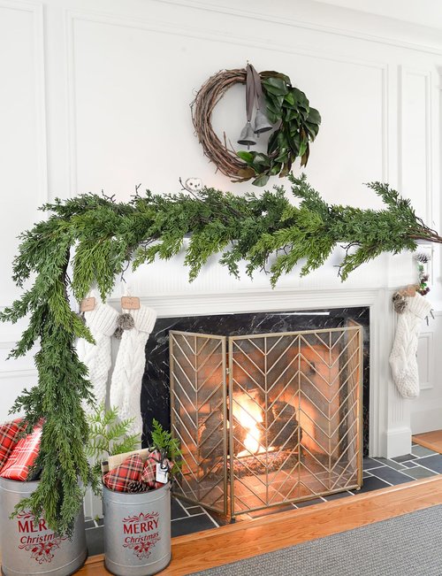 Gomat Pine Christmas Garland Clearance, 6ft Christmas Greenery Garlands Realistic Cypress Branches Pine Garland for Holiday Mantel Fireplace Table Centerpiece Home Decoration
