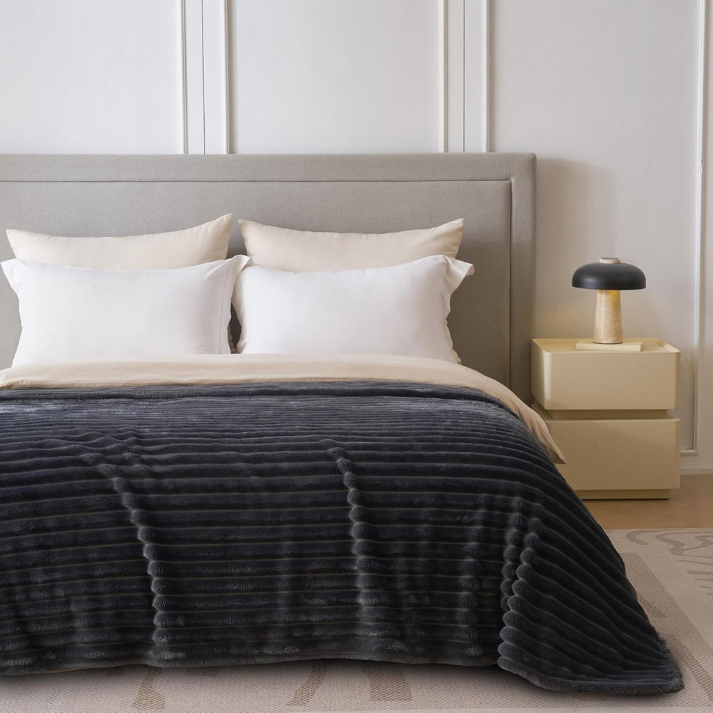 Skiennix Super Soft Queen Blanket - Premium Silky Flannel Fleece, Lightweight & Cozy, 90x90 Inches, Dark Grey
