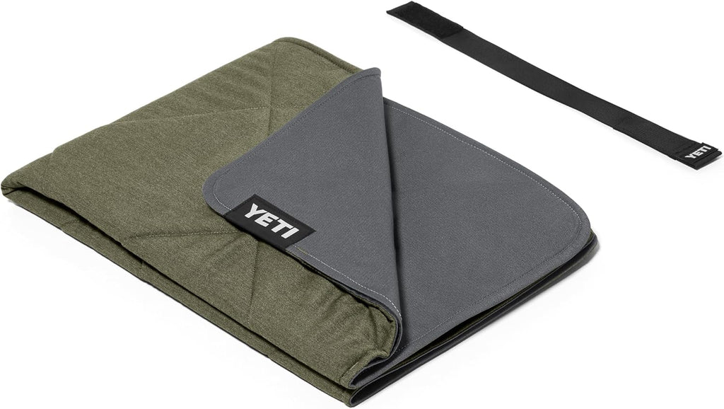 YETI Small Lowlands Blanket - Cozy Olive Green Outdoor Essential for Comfort and Warmth