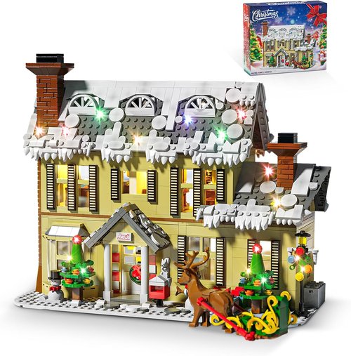 2025 Gingerbread House Building Block Set by [Brand Name] - Festive Sleigh, Holiday Animals & LED Lights | 1405 PCS for Adults & Teens