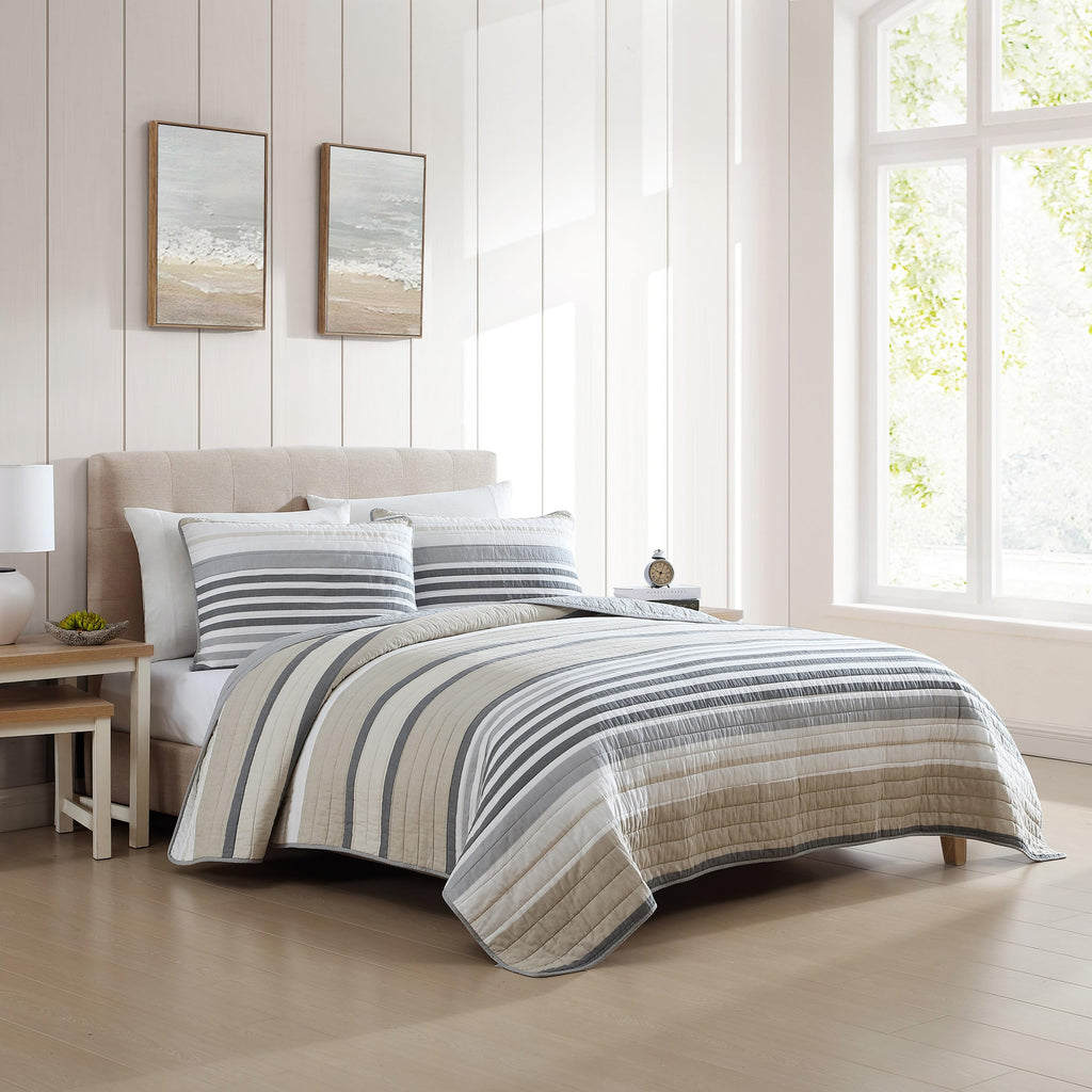 Nautica - Queen Quilt Set, Reversible Cotton Bedding with Matching Shams, Modern Home Decor for All Seasons (Dover Beige, Queen)