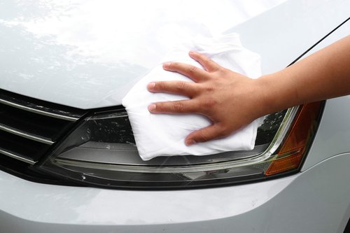 Arkwright W43 Cotton Tshirt Rags - 5 lb Box - Soft Lint Free Cloths for Cleaning, Streak & Scratch-Free, Professional Grade Wiping Towels for Polishing, Painting, and Staining, White