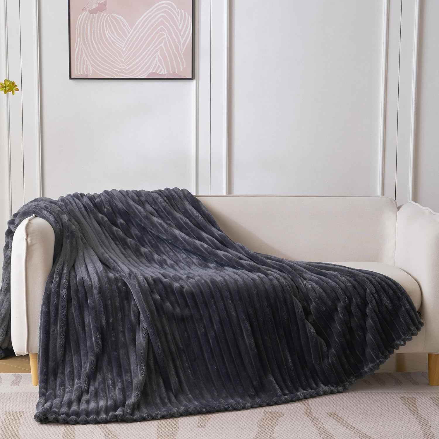 Skiennix Super Soft Queen Blanket - Premium Silky Flannel Fleece, Lightweight & Cozy, 90x90 Inches, Dark Grey