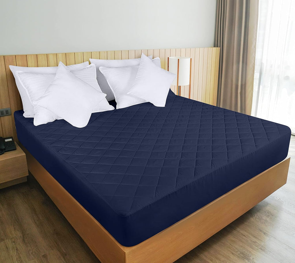 Utopia Bedding Quilted Fitted Mattress Pad - Twin Size Deep Pocket Protector | Machine Washable (Navy)