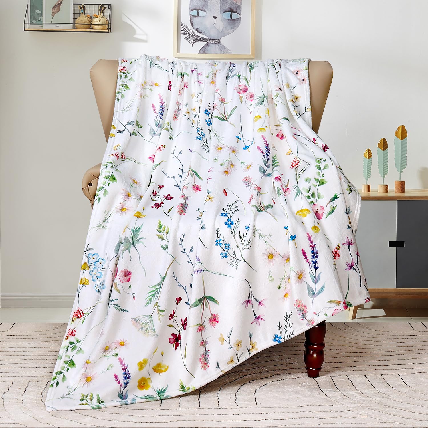 Floral Throw Blanket Wildflowers Throw Blankets Plant Floral Fleece Blankets Soft Warm Cozy Blanket Plush Throws Blankets Flower Decorative Blanket for Home Sofa Bedding 50" x 60"