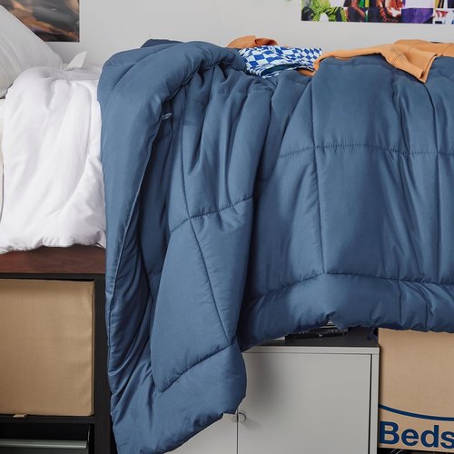 Bedsure Comforter Duvet Insert - All-Season Quilted Twin Bedding Blanket, GentleSoft Down Alternative, Dark Slate Blue, 88 x 68 Inches