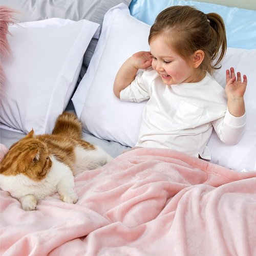 Bedsure GentleSoft Fleece Blanket - Cozy Pink Throw for Kids | Perfect for Travel, 43x55 Inches