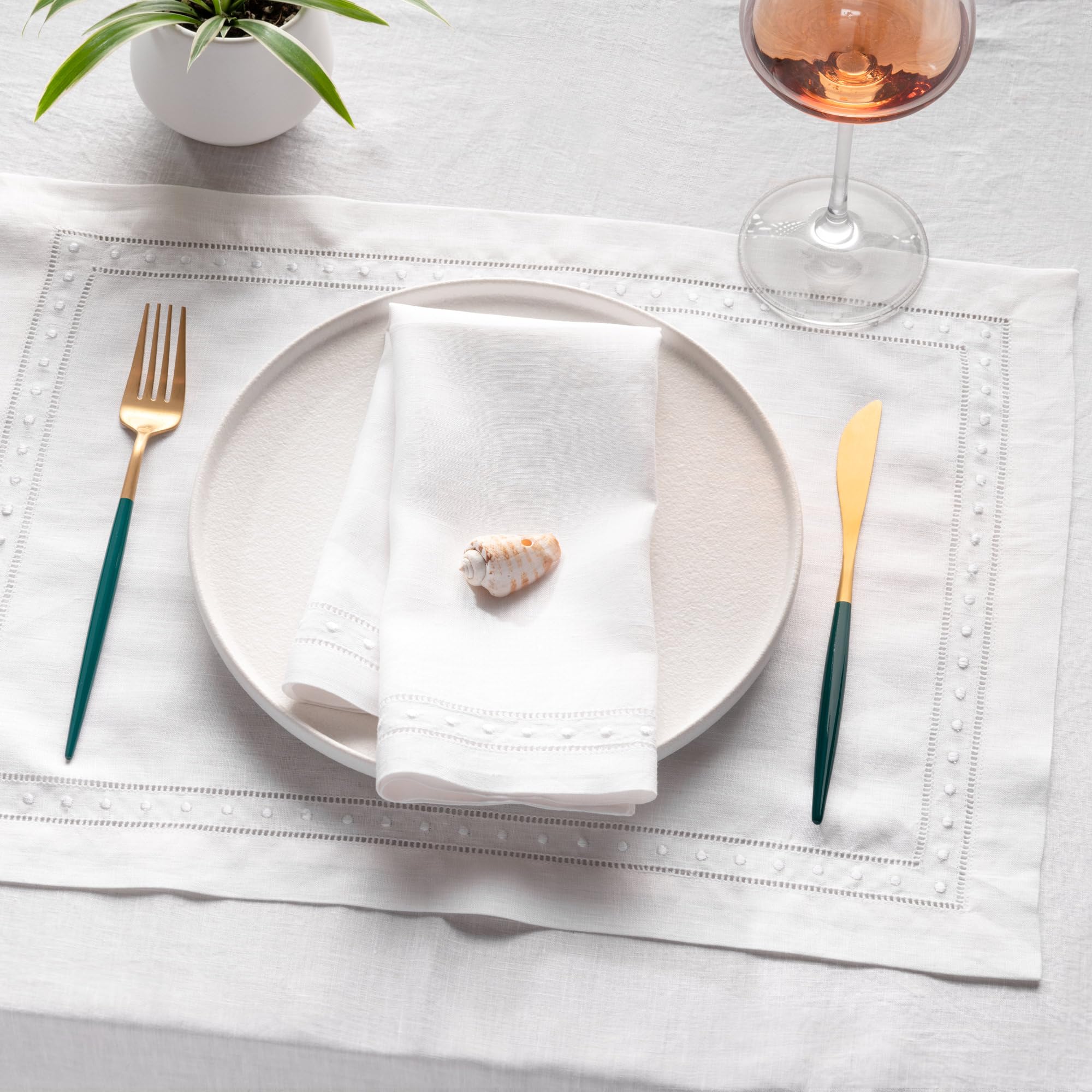 Linen Napkins Set of 4-100% Flax Linen White Dinner Napkins with Embroidered Dot 18 x 18 inch - Hemstitch Cloth Napkins Washable for Summer, Father's Day, 4th of July and Wedding