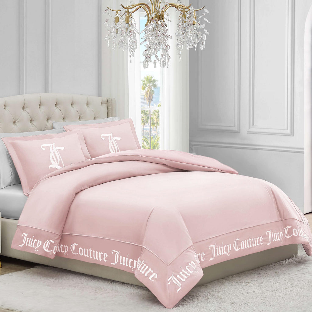 Juicy Couture - Comforter Set - Gothic Design Bedding - Twin/Twin XL - 2 Piece Set Includes (1) 90" x 68" Comforter and (1) 20" x 26" Sham - Wrinkle Resistant - Bedroom Decor - Marshmallow Pink