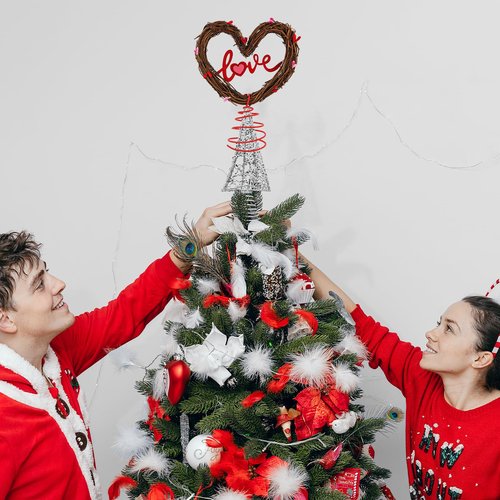 Valentine Tree Topper Heart Tree Topper Rustic Rattan Treetop Valentines Love Heart Wreath Decor for Valentines Wedding Holiday Party Wall Home Front Door Trees Ornament Decor
