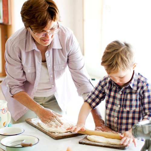 French Rolling Pin - 17-Inch Wooden Roll Pin for Fondant, Pie Crust & Dough - Tapered Design