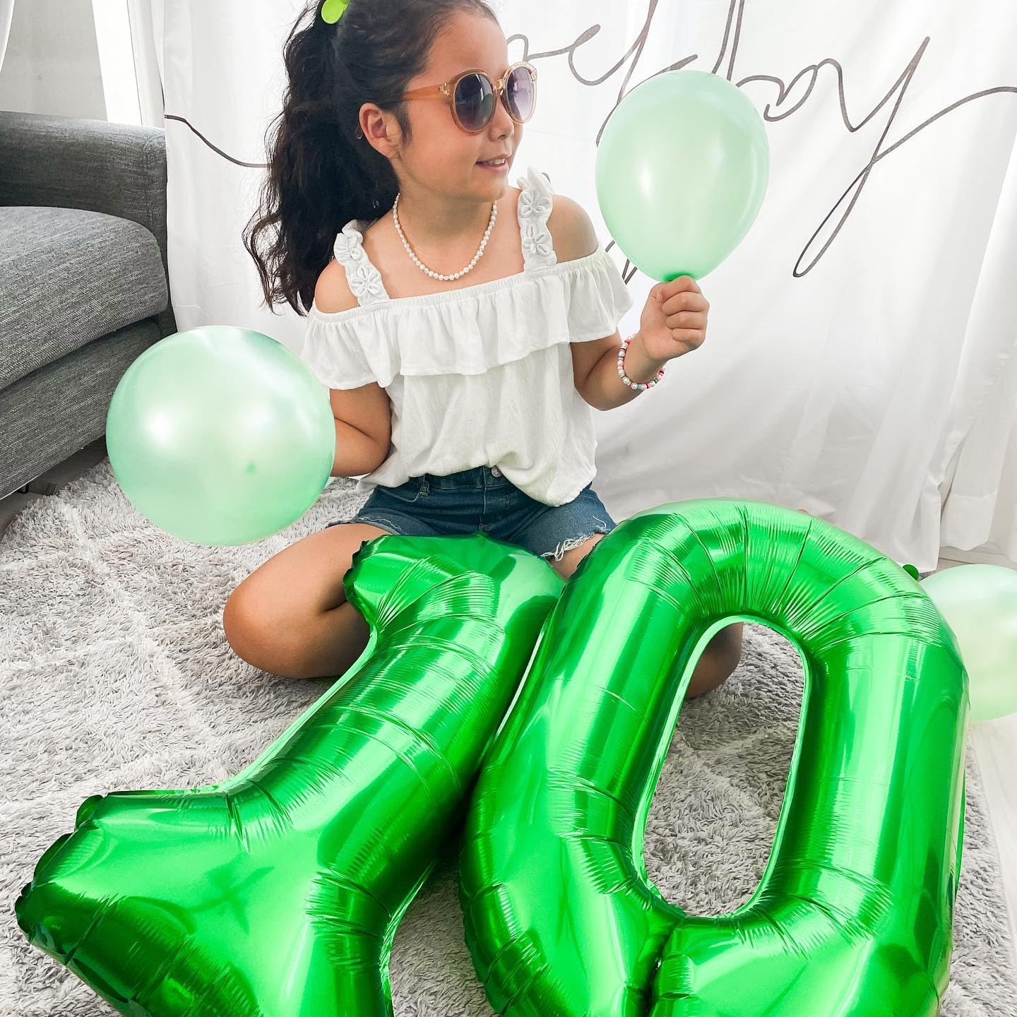 Skiennix Dark Green Number 1 Balloon - 40 Inch Shiny First Birthday Decoration for Boys & Girls