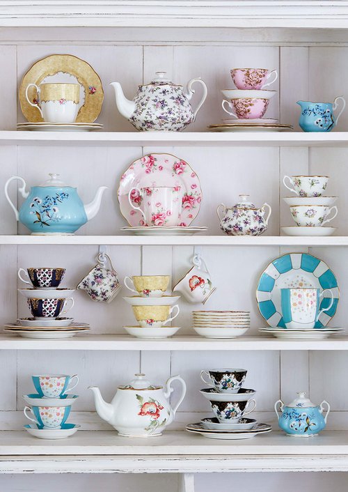 Royal Albert 100 Years 1990 Mug