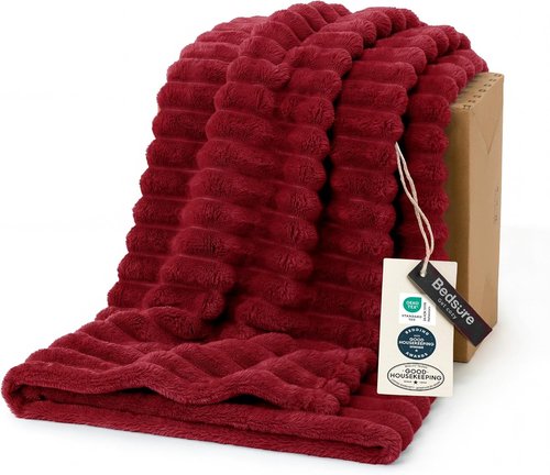 Bedsure GentleSoft Twin Blanket - Cozy Scarlet Sage Throw for Women | Soft & Stylish 66x90 Inches