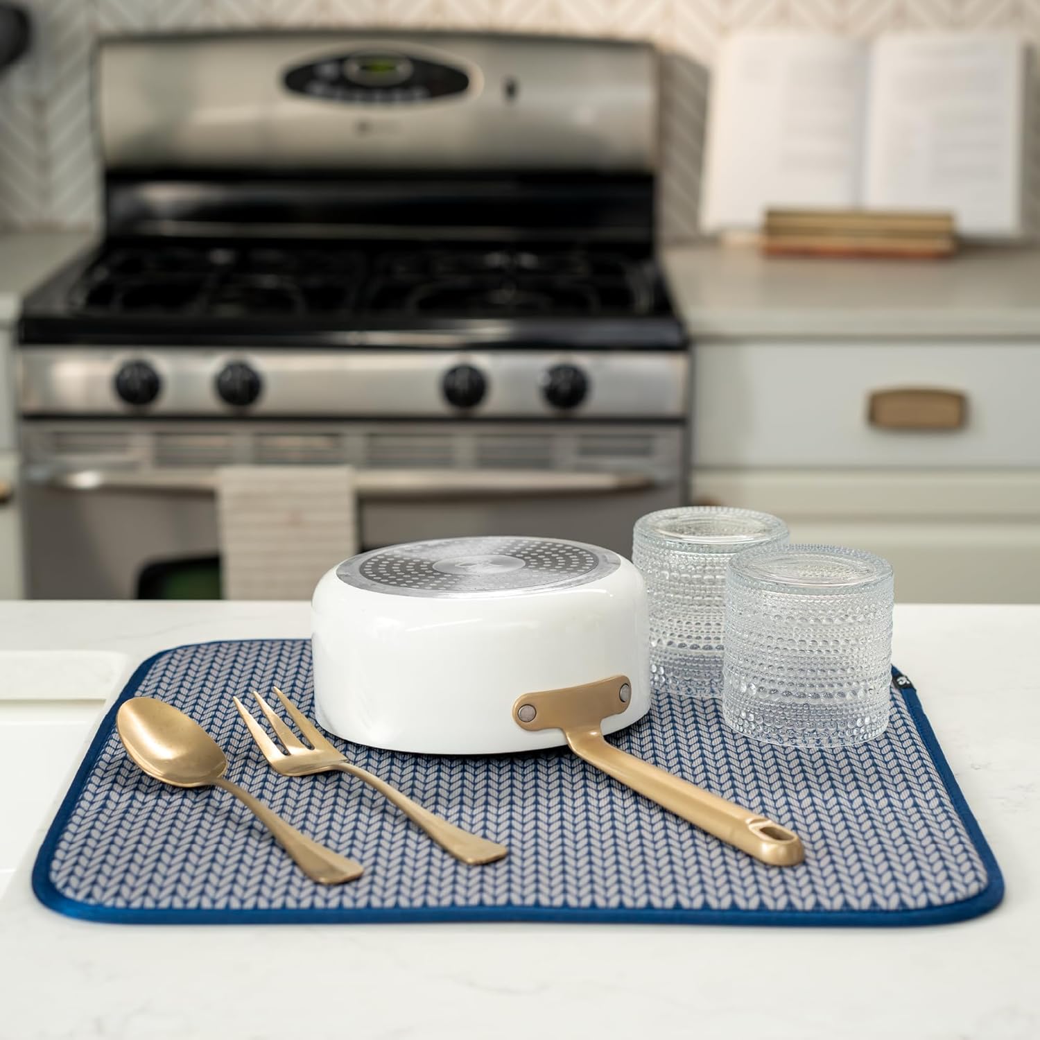 S&T INC. Dish Drying Mat - Absorbent Microfiber Kitchen Counter Pad | 16” x 18” | Large Blue