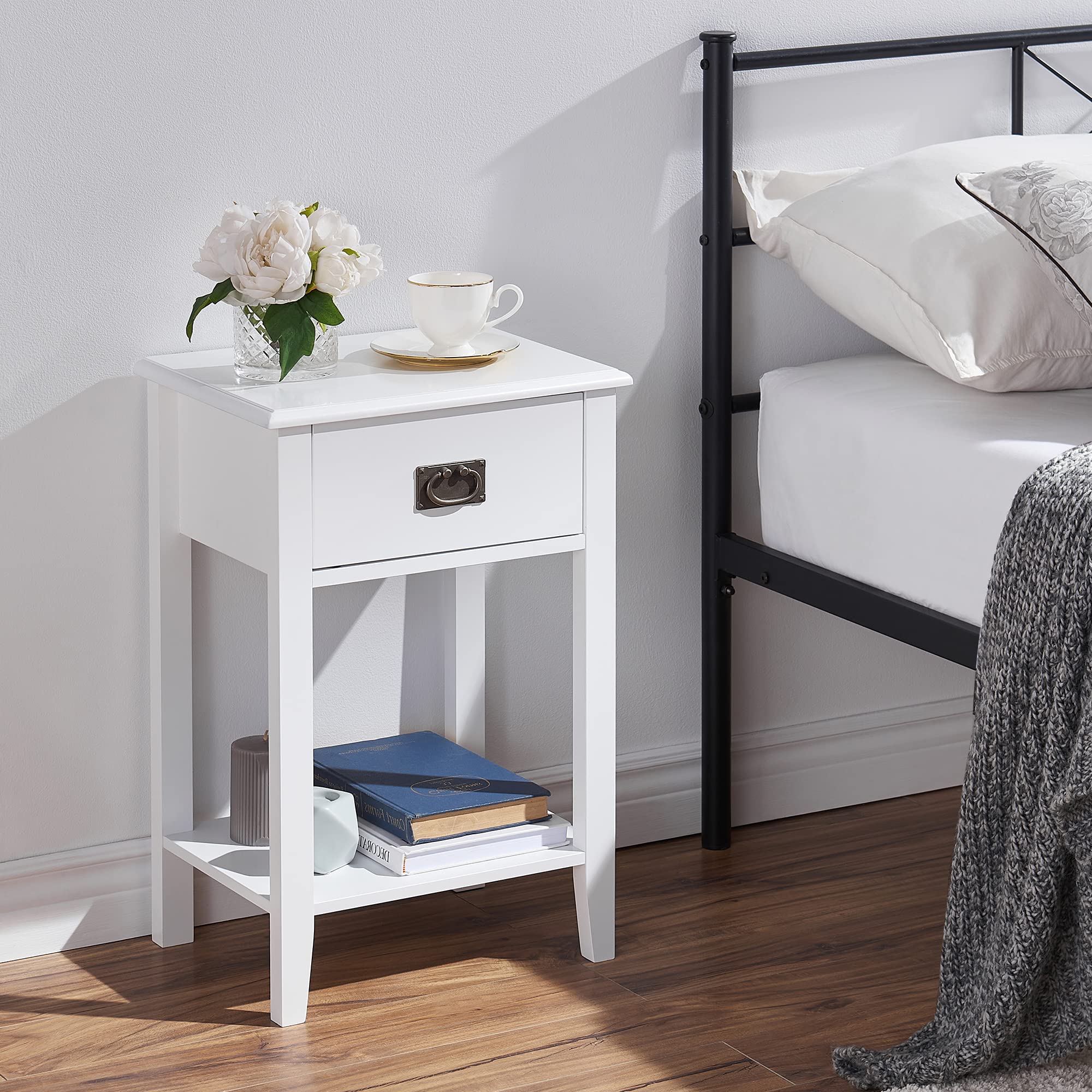 VECELO Nightstands Set of 2 End/Side Tables for Living Room Bedroom Bedside, Vintage Accent Furniture Small Space, Solid Wood Legs, One Drawer