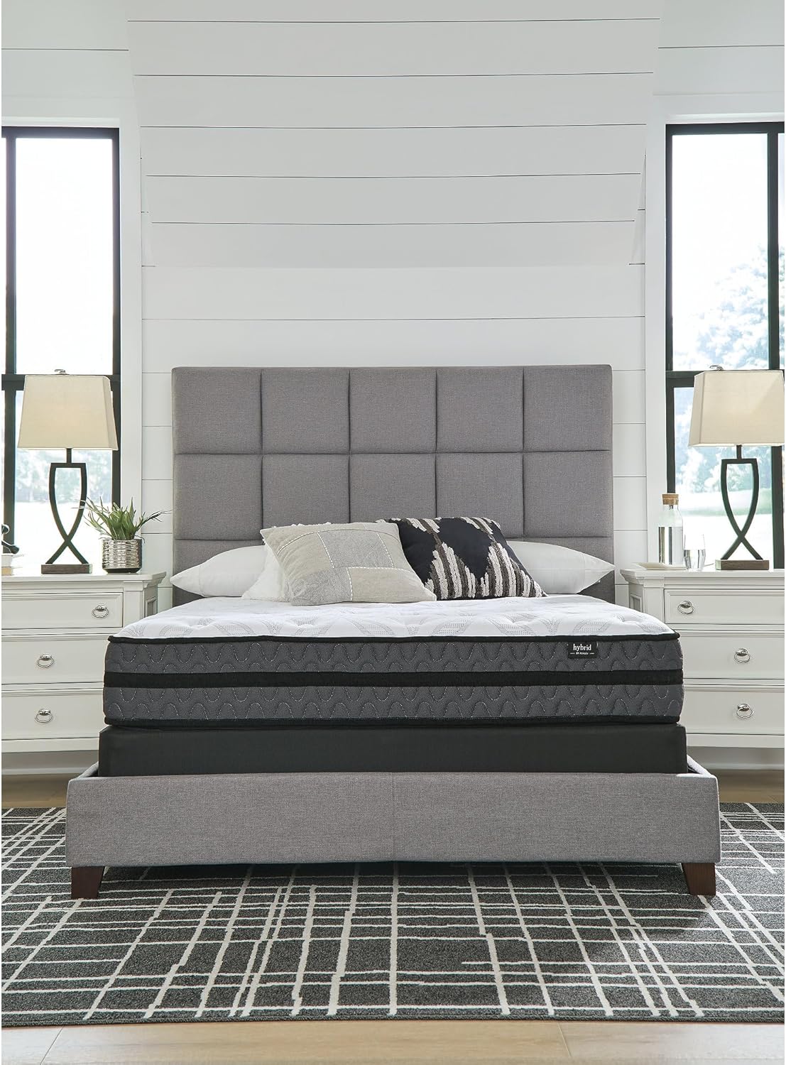 Signature Design by Ashley 10-Inch Hybrid Gel Memory Foam Mattress - Pressure Relief & Lumbar Support, Queen