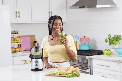 Magic Bullet® Mini Juicer, Countertop Space-Saving, 2" Feed Chute for Fruits and Vegetables, 400W, Compact Design, Black/Silver, MBJ10100