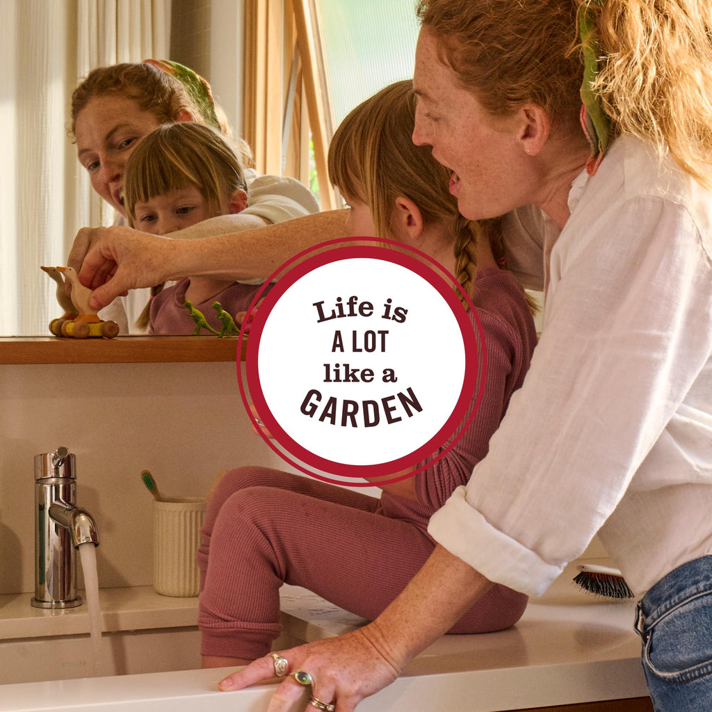 MRS. MEYER'S CLEAN DAY's Probiotic Daily Shower Spray Cleaner, Made With Essential Oils And Other Thoughtfully Chosen Ingredients, Lavender, 16 oz.