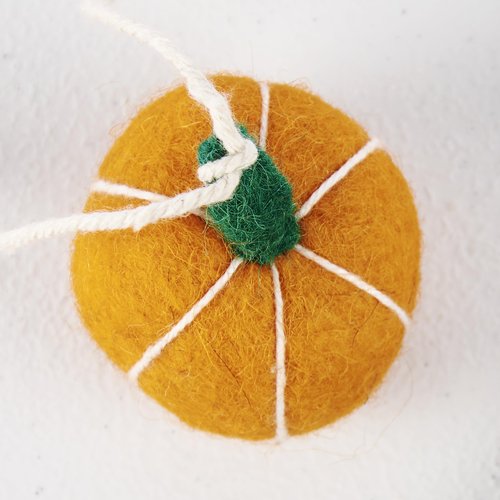 Primitives by Kathy Halloween Felt Bats and Pumpkins Garland - 72" Seasonal Home Decor