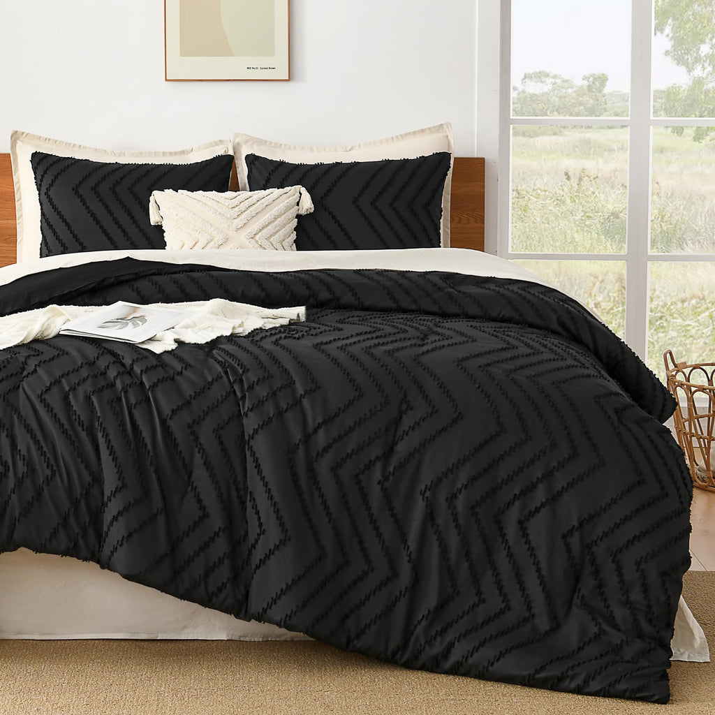 Litanika Oversized King Comforter Set 120x98, 3 Pieces Boho Chevron Tufted Bedding Comforter Sets, Fluffy Bed Set Black