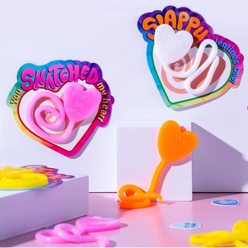 JOYIN 28 Packs Valentine's Day Sticky Heart Toys, Classroom Exchange Gift for Kids, Classroom and Holiday Reward Prizes, Valentine’s Party Favors, Bring fun to children, Party Favors