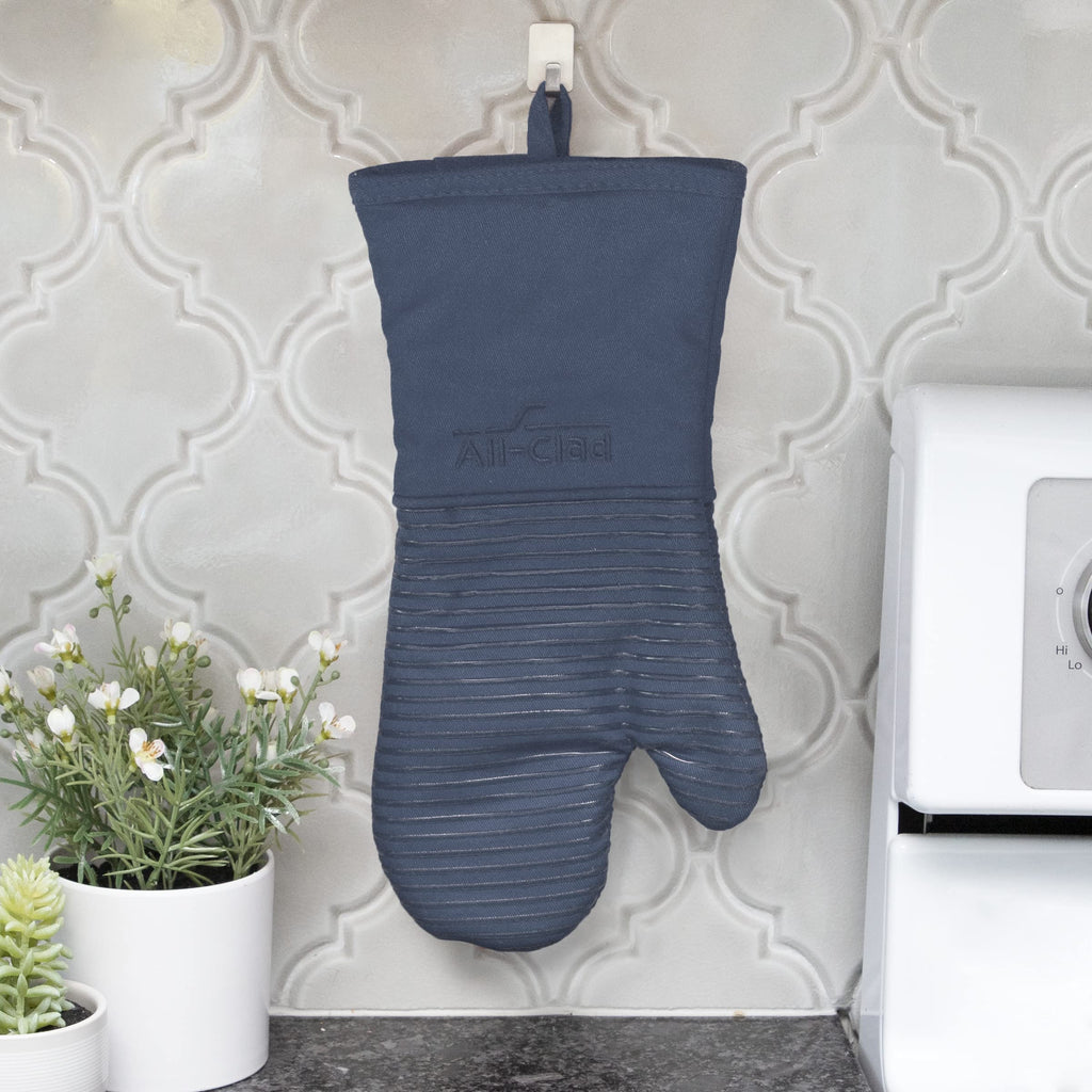 All-Clad Premium Silicone Oven Mitts, 2-Pack, Indigo
