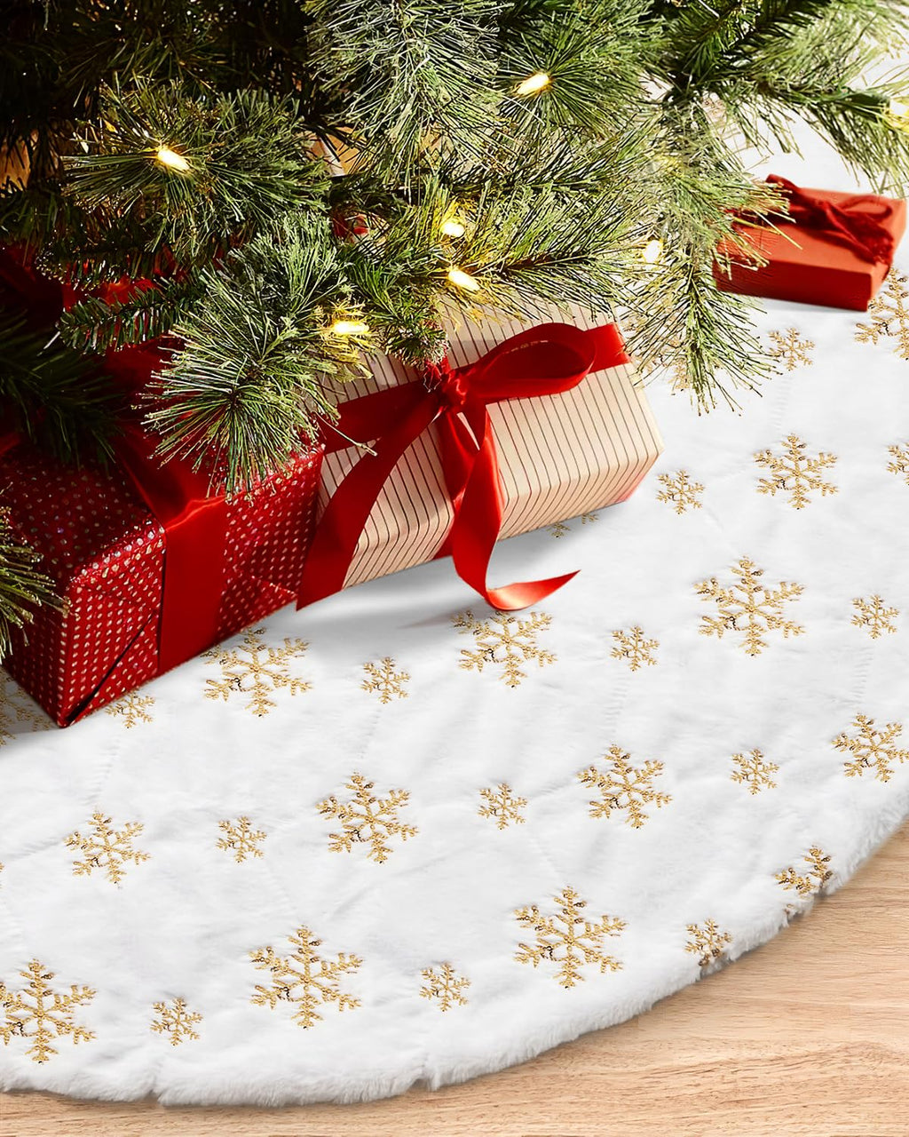 COOLWUFAN 60 Inches Faux Fur Christmas Tree Skirt for Xmas Tree Holiday Party Decoration White Plush Gold Sequin Snowflake (Gold)