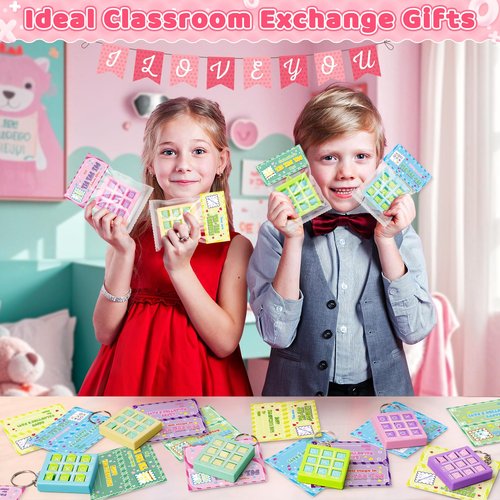 IJIGU Valentines Day Cards for Kids School, 24 Pcs Tic-Tac-Toe Keychains with Valentines' Cards, Valentines Day Exchange Gifts for Kids, Ideal Classroom Prize & Party Favors Supply