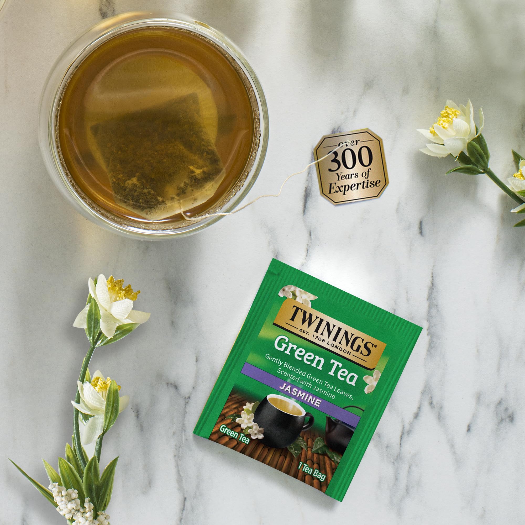 Twinings Tea Bag Sampler Assortment, Variety Pack (44 Count), 44 Unique Flavours for Tea Lovers: Women, Men, Couples, Family, Friends, Coworkers