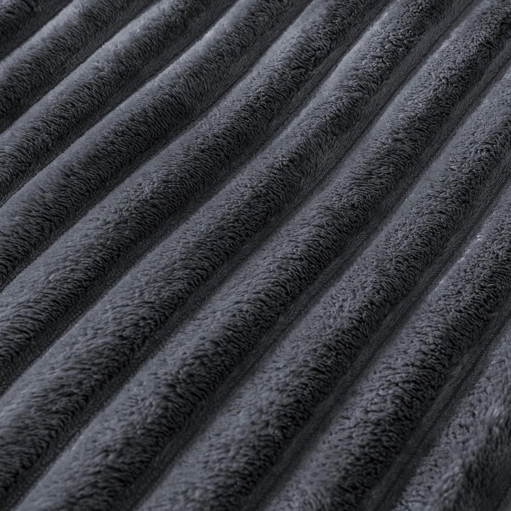 Skiennix Super Soft Queen Blanket - Premium Silky Flannel Fleece, Lightweight & Cozy, 90x90 Inches, Dark Grey