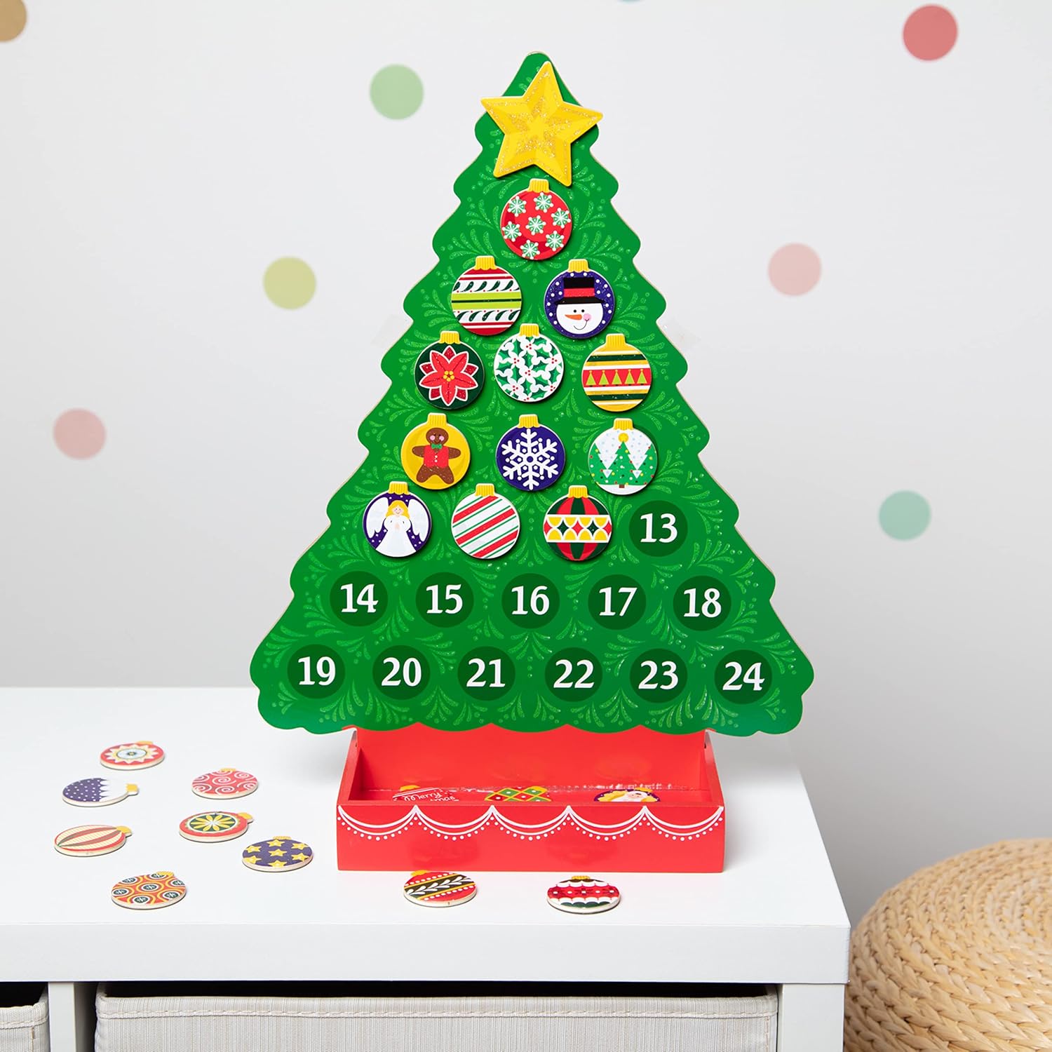 Melissa & Doug Wooden Advent Calendar - Magnetic Christmas Tree with 25 Fun Magnets