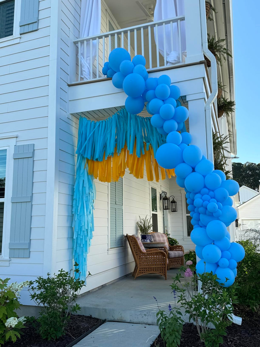 Zingnify Blue Balloons, 150 pcs Different Sizes Pack of 18 Inch 12 Inch 10 Inch 5 Inch Matte Blue Balloons for Balloon Garland Balloon Arch as Birthday Party Wedding Decorations