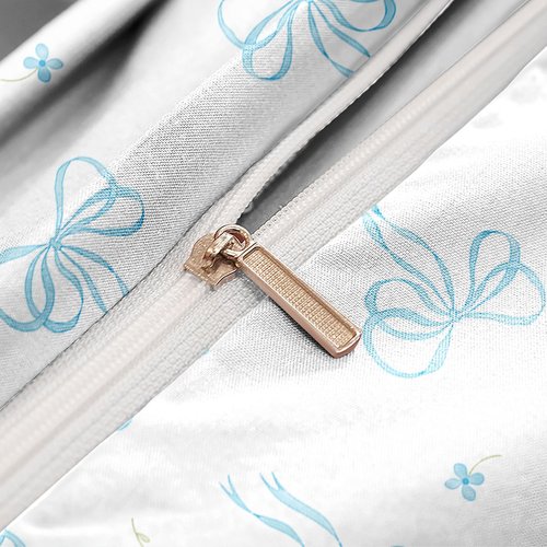 Bildenly Comforter Set Full Size White - Light Blue Bow Quilt Bedding Set 3 Pieces, Comforter Set Full, Soft & Lightweight Comforter(79‘’ x 90‘’) for Girl All Season & 2 Pillow Cases(30‘’x20‘’)