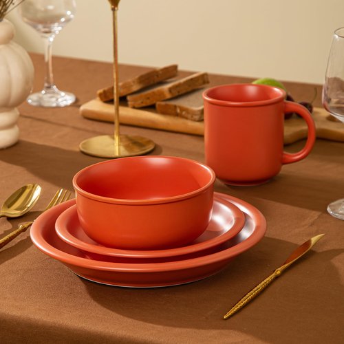 Ruxmirae Timeworn Clay Dinnerware Set, 12 Pieces Stoneware Sets for 4, Hand-Finished Glaze Farmhouse Plates and Bowls, Microwave and Dishwasher Safe, Terracotta Red