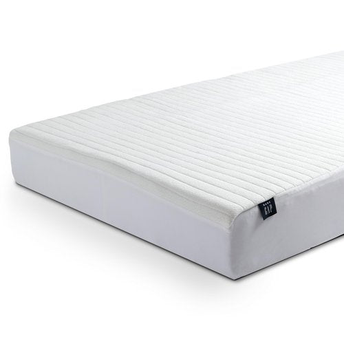 Crib Mattress Protector for Infants and Toddlers - Waterproof, Cooling, Soft Quilted, Elastic, and Washable Baby Mattress Protector in White, Quiet Comfort by babyGap