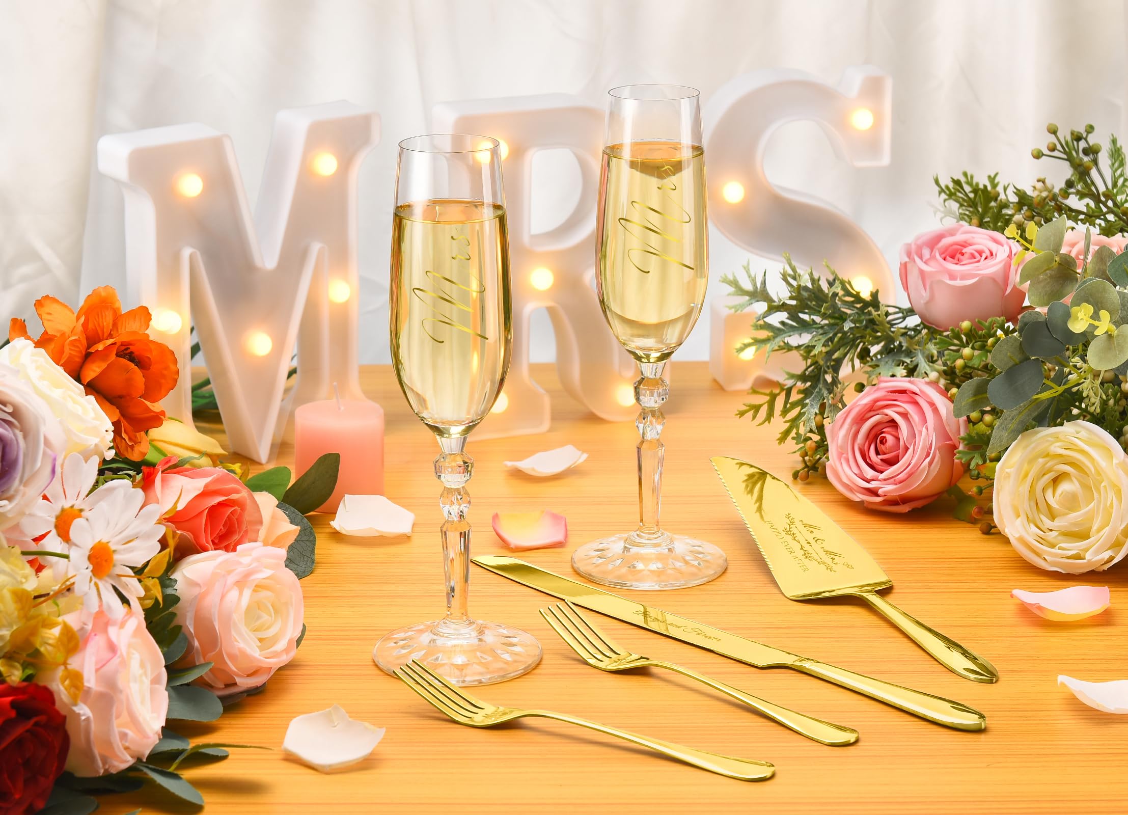 BEKESIN Wedding Cake Cutting Set with Forks, Classical Style Crystal Champagne Flutes Toasting Glasses for Bride and Groom, Wedding Gifts for Couples, Engagement and Bridal Shower Gifts