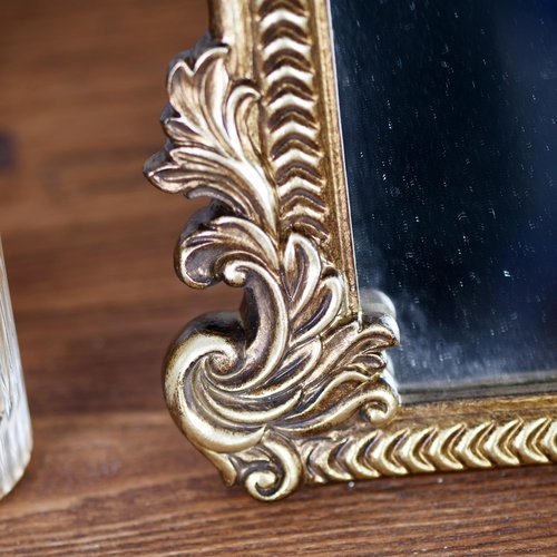 LuHeToz Antique Arched Mirror for Vanity with Resin Frame -Small Size (9.5 x 11.6 inch) Standing Mirror for Living Room, Bedroom, Tabletop-Vintage Gold