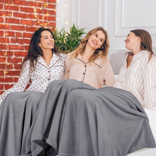 Tinideya 6 Pack Sherpa Fleece Throw Blankets Bulk 50"x 60" Soft Plush Wedding Throw Blankets for Couch Sofa Spa Sleepover Party Favor Supplies Travel Guest Room Home Decor (Gray)