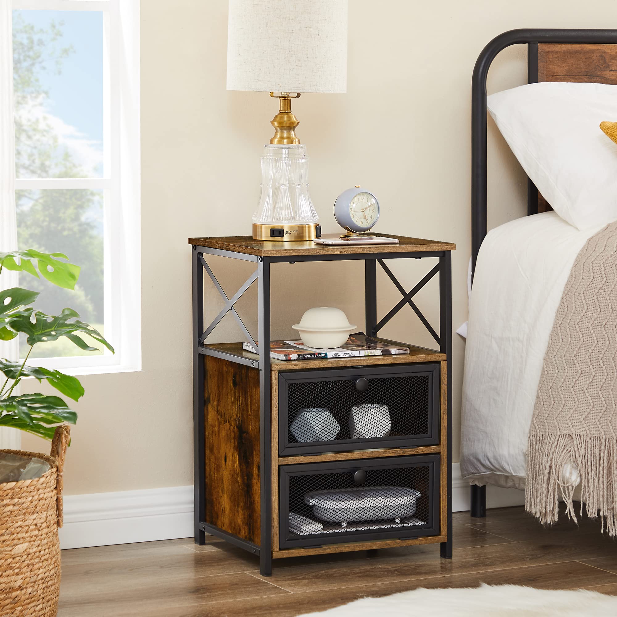 VECELO End Tables Set of 2 with Storage Space,Flip Door Night Stand for Living Room,Bedroom,Small Space,Rustic Brown